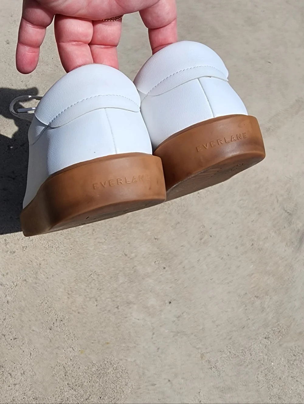 Everlane womens Re-leather sneaker White Leather with Gum Outsole EUC size 9.5 - Picture 5 of 6